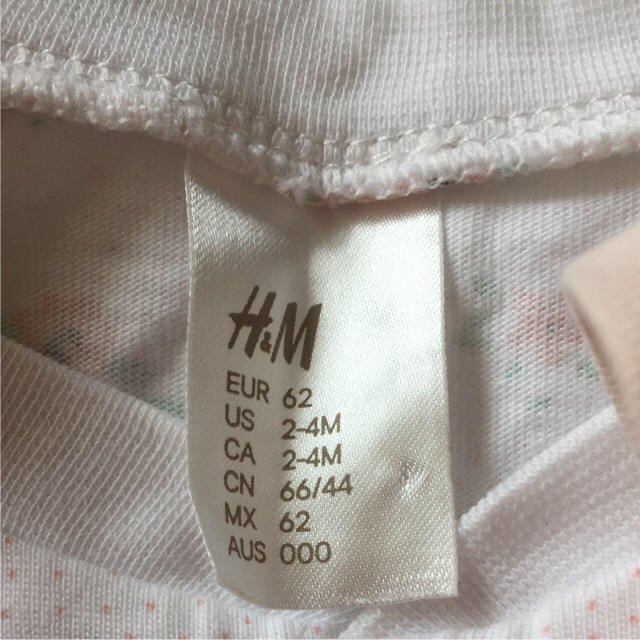 ☆購入不可☆ H&M ロンパース 女の子 3枚セット