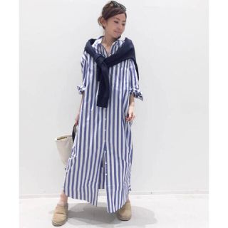 アパルトモンドゥーズィエムクラス(L'Appartement DEUXIEME CLASSE)の新品未使用★STATESIDE STRIPE シャツワンピース(ロングワンピース/マキシワンピース)