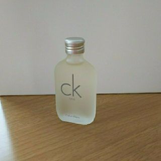 カルバンクライン(Calvin Klein)のCalvin Klein ミニ香水(ユニセックス)