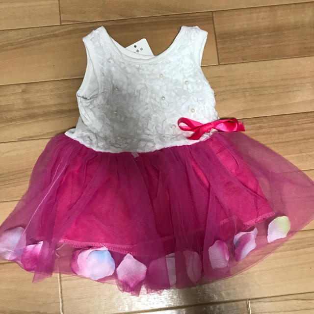  新品 こども ドレス 90 100 キッズ/ベビー/マタニティのキッズ服女の子用(90cm~)(ドレス/フォーマル)の商品写真