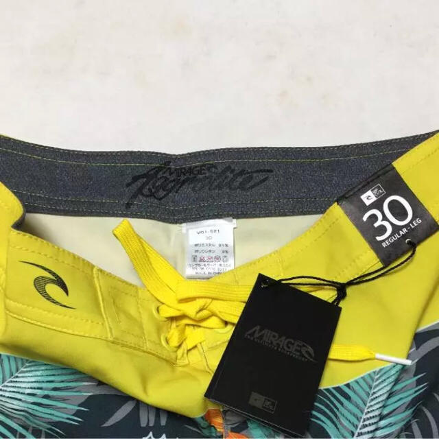 QUIKSILVER(クイックシルバー)の新品 Ripcurl MIRAGE 水着 30 トランクス メンズの水着/浴衣(水着)の商品写真