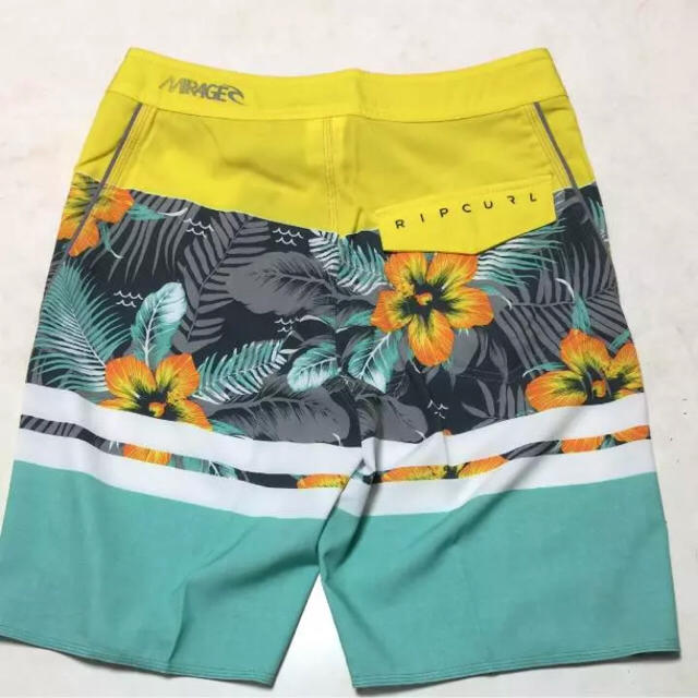 QUIKSILVER(クイックシルバー)の新品 Ripcurl MIRAGE 水着 30 トランクス メンズの水着/浴衣(水着)の商品写真