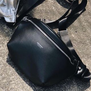 マウジー(moussy)の即完売品♪MOUSSY waist&shoulder BAG♡ボディーバッグ(ボディバッグ/ウエストポーチ)