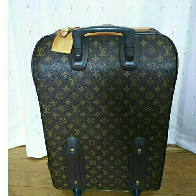 LOUIS VUITTON(ルイヴィトン)のメイちゃん様専用★ルイヴィトン  モノグラム キャリーバッグ レディースのバッグ(スーツケース/キャリーバッグ)の商品写真