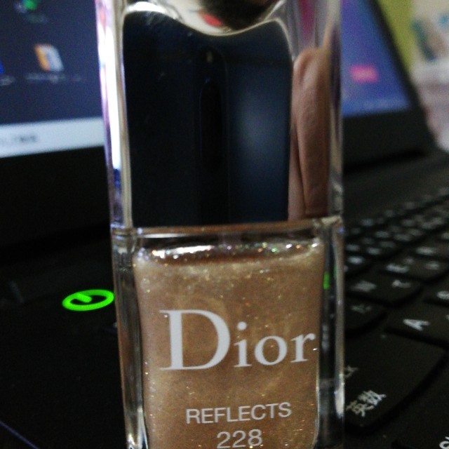 Dior(ディオール)のDior　ヴェルニ228 コスメ/美容のネイル(マニキュア)の商品写真