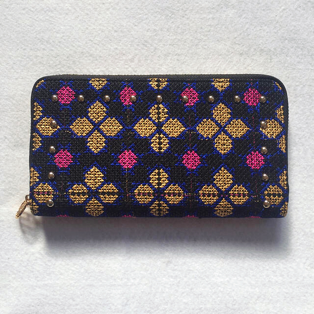 KIRALY(キラリー)の個性豊かな長財布ーブルー レディースのファッション小物(財布)の商品写真