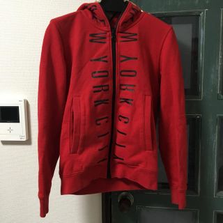 トミー(TOMMY)のTOMMY パーカー メンズSサイズ(パーカー)