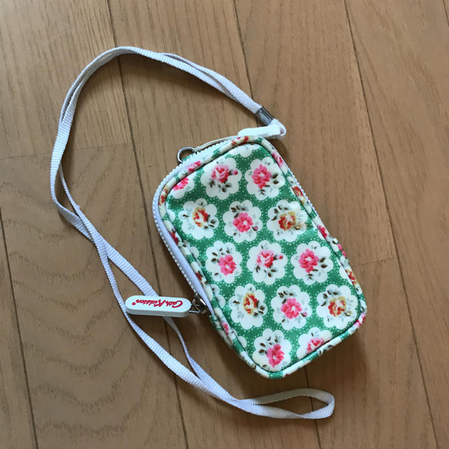 Cath Kidston(キャスキッドソン)のキャスキッドソン  ポーチ レディースのファッション小物(ポーチ)の商品写真