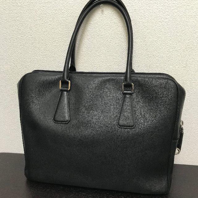 PRADA(プラダ)の専用　プラダ　ビジネスバッグ　サフィアーノ　黒　レザー　シルバー金具 メンズのバッグ(ビジネスバッグ)の商品写真