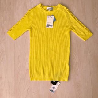 カルヴェン(CARVEN)のCARVEN 春夏トップス イエロー XS 新品タグ付き(カットソー(半袖/袖なし))