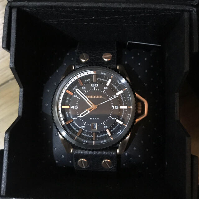 DIESEL(ディーゼル)の早い者勝ち☆新品 DIESEL ディーゼル 腕時計 黒 ピンクゴールド 箱付 メンズの時計(腕時計(アナログ))の商品写真