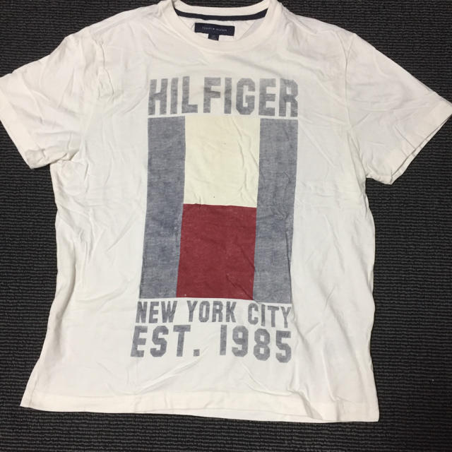 TOMMY HILFIGER(トミーヒルフィガー)のトミーヒルフィガー ティシャツ メンズのトップス(Tシャツ/カットソー(半袖/袖なし))の商品写真