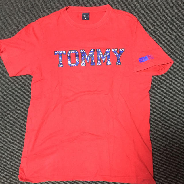 TOMMY HILFIGER(トミーヒルフィガー)のトミーヒルフィガーティシャツ メンズのトップス(Tシャツ/カットソー(半袖/袖なし))の商品写真