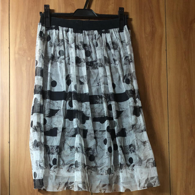 ROSE BUD(ローズバッド)のチュール付きスカート レディースのスカート(ひざ丈スカート)の商品写真