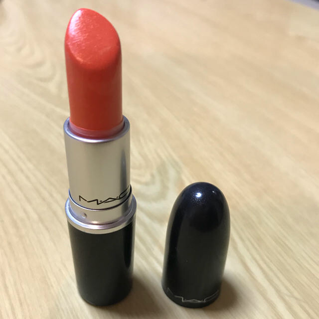 MAC(マック)の口紅 サイゴンサマー まゆ様専用 コスメ/美容のベースメイク/化粧品(口紅)の商品写真