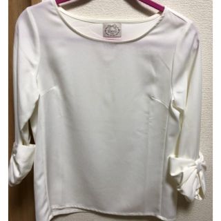 トッコ(tocco)のtocco トップス(カットソー(長袖/七分))