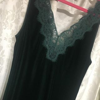 ザラ(ZARA)のZARA レース付きベルベットワンピース♡ 一度着用のみ(ひざ丈ワンピース)