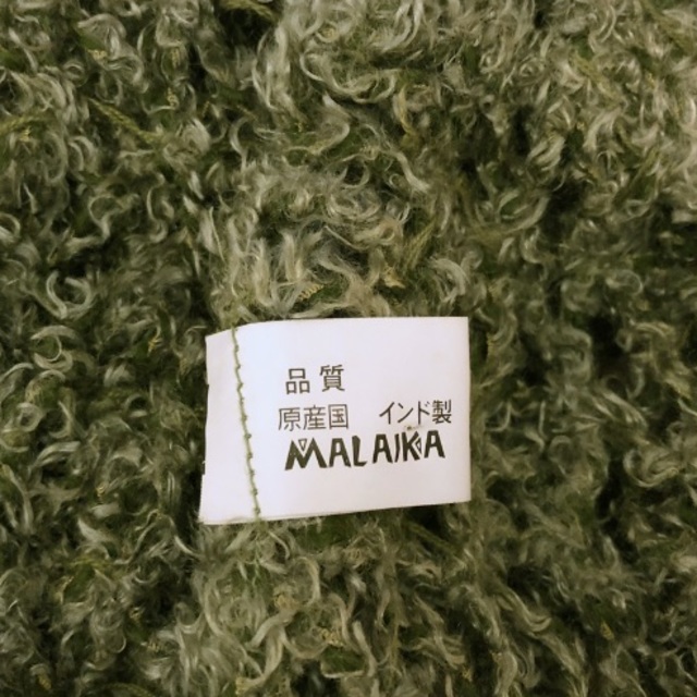 MALAIKA(マライカ)の【中古】 マフラー MALAIKA グリーン レディースのファッション小物(マフラー/ショール)の商品写真