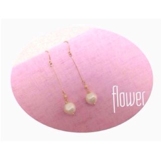 フラワー(flower)のflower ◯ 新品 パール ピアス♪(ピアス)