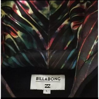 ビラボン(billabong)のBILLABONG ロゴ撥水プルオーバーパーカー(パーカー)