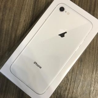 アップル(Apple)のiPhone8 シルバー 64GB SIMフリー(スマートフォン本体)