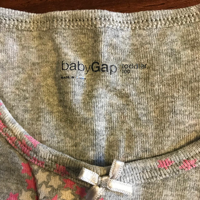 GAP(ギャップ)のgap 100 タンクトップ キッズ/ベビー/マタニティのキッズ服女の子用(90cm~)(Tシャツ/カットソー)の商品写真