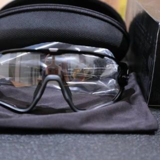 オークリー(Oakley)のオークリー JAWBREAKER ジョウブレイカー 　調光レンズ(ウエア)