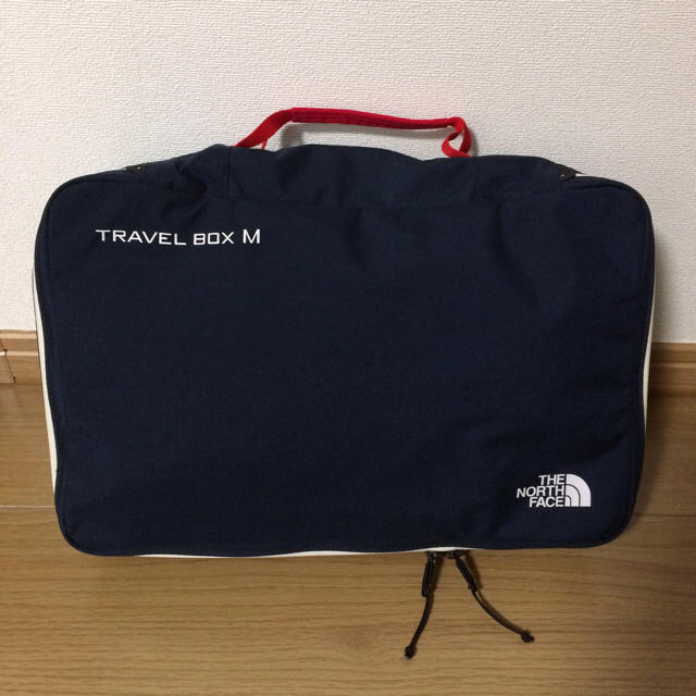 THE NORTH FACE(ザノースフェイス)のTHE NORTH FACEトラベルボックス M インテリア/住まい/日用品の日用品/生活雑貨/旅行(旅行用品)の商品写真