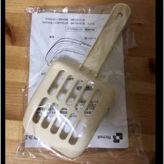 新品 リッチェル コロル ネコトイレ用スコップ(猫)