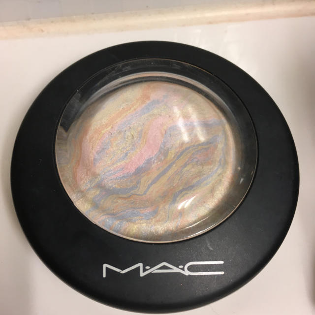 MAC(マック)のMAC ライトスカペード ミネラライズスキンフィニッシュ コスメ/美容のベースメイク/化粧品(フェイスパウダー)の商品写真