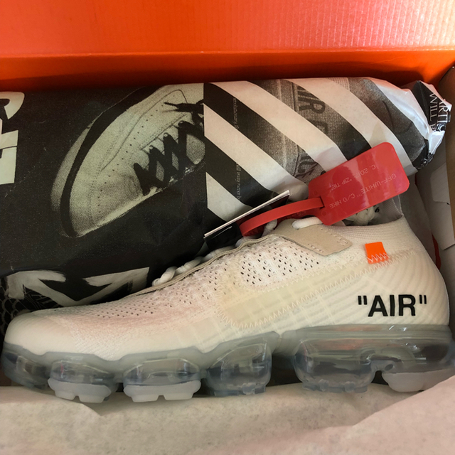 NIKE(ナイキ)のNIKE off-white×ヴェイパーマックス メンズの靴/シューズ(スニーカー)の商品写真