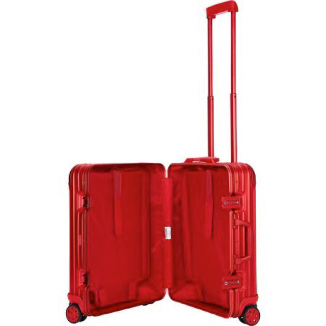 Supreme(シュプリーム)のSupreme RIMOWA Topas Multiwheel 45L 赤  メンズのバッグ(トラベルバッグ/スーツケース)の商品写真