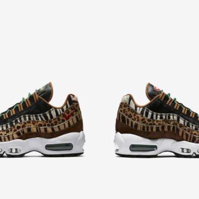 NIKE(ナイキ)のアトモスナイキエアマックスatmosNIKEAIRMAX95ANIMALPACK メンズの靴/シューズ(スニーカー)の商品写真