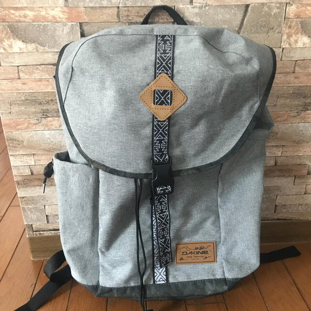 Dakine(ダカイン)のDAKINeリュック迷彩 レディースのバッグ(リュック/バックパック)の商品写真