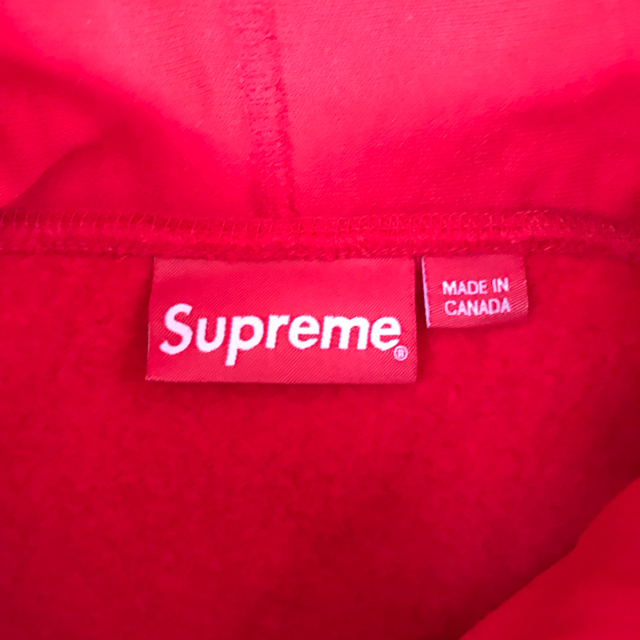 Supreme(シュプリーム)のシュプリーム パーカー  《 最安値 》 メンズのトップス(パーカー)の商品写真