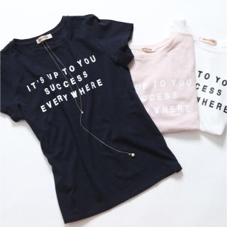 アプワイザーリッシェ(Apuweiser-riche)のアプワイザーリッシェ ノベルティ ロゴTシャツ&パール付きロングネックレスセット(Tシャツ(半袖/袖なし))