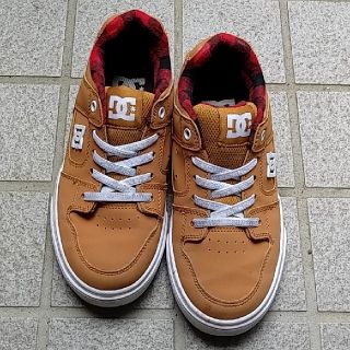 ディーシーシューズ(DC SHOES)のDC　人気シューズ　子供靴　おしゃれ　２１.０㎝(スニーカー)