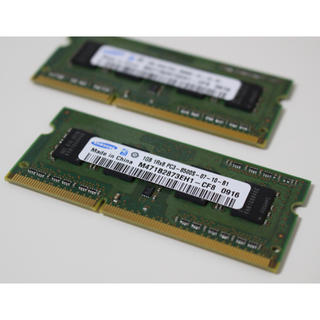 アップル(Apple)のMacbookpro メモリ 2GB PC3-8500S(PCパーツ)