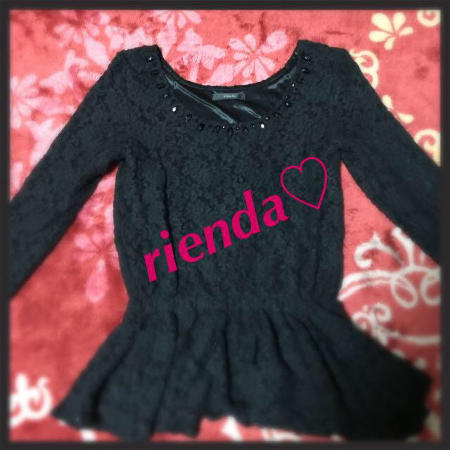 rienda(リエンダ)のriendaペプラムトップス♡ レディースのトップス(Tシャツ(長袖/七分))の商品写真