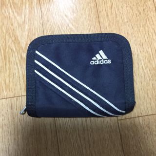 アディダス(adidas)の【もっち様専用】アディダス二つ折り財布(折り財布)