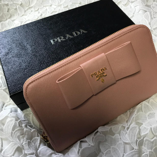 PRADA(プラダ)のプラダ長財布 ラウンドファスナー 小銭入れ部分未使用 メンズのファッション小物(長財布)の商品写真