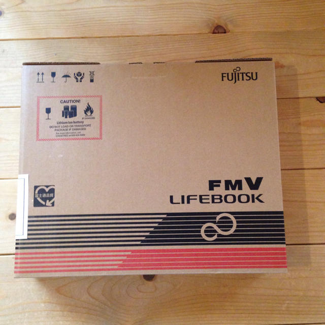 富士通(フジツウ)の新品同様 FMV LIFEBOOK FMVA45B2 ノートパソコン 本体  スマホ/家電/カメラのPC/タブレット(ノートPC)の商品写真