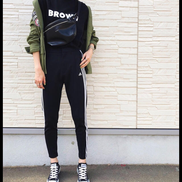 即完売品！MOUSSY waist&shoulder BAG！ボディバッグsly