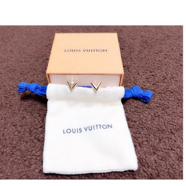 LOUIS VUITTON(ルイヴィトン)のルイヴィトンピアス。片方 レディースのアクセサリー(ピアス)の商品写真