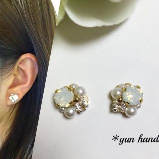 スワロフスキー(SWAROVSKI)の【39】プチピアス♡スワロフスキー・ホワイトオパール(ピアス)