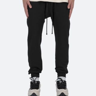 フィアオブゴッド(FEAR OF GOD)のmnml ミニマル スウェットパンツ Mサイズ 新品(サルエルパンツ)