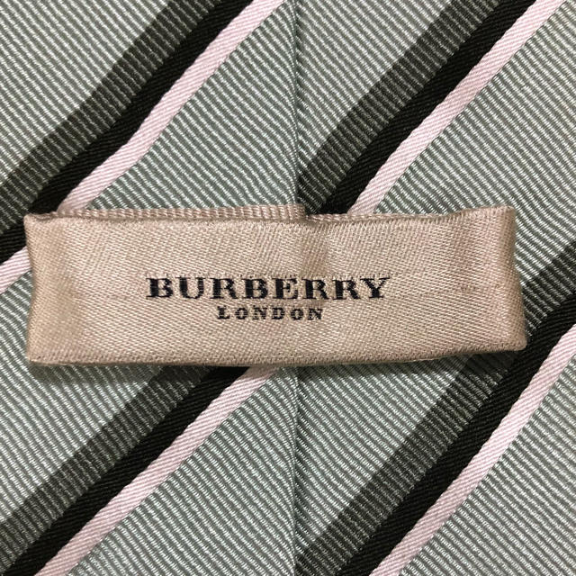 BURBERRY(バーバリー)のバーバリー ストライプ グリーン系 ネクタイ メンズのファッション小物(ネクタイ)の商品写真