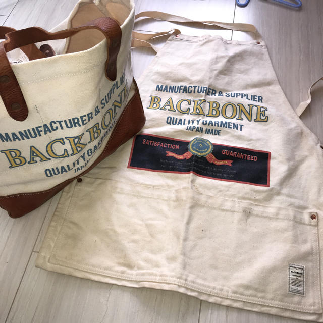 BACKBONE(バックボーン)の希少バックボーン backboneエプロン とトートバッグセット メンズのバッグ(トートバッグ)の商品写真