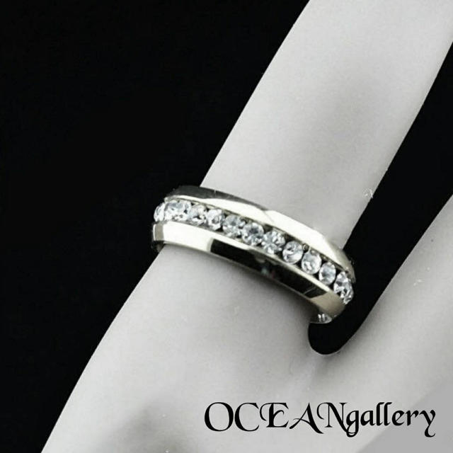 送料無料 シルバーサージカルステンレススーパーczダイヤフルエタニティリング指輪 レディースのアクセサリー(リング(指輪))の商品写真