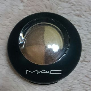 マック(MAC)のM・A・C ミネラライズアイシャドー ゴールデンアワーズ(香水(女性用))